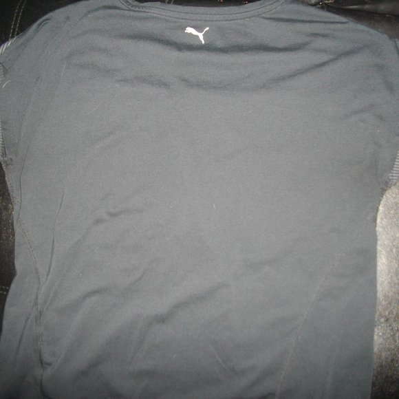 Puma T-Shirt - Picture 2 of 2